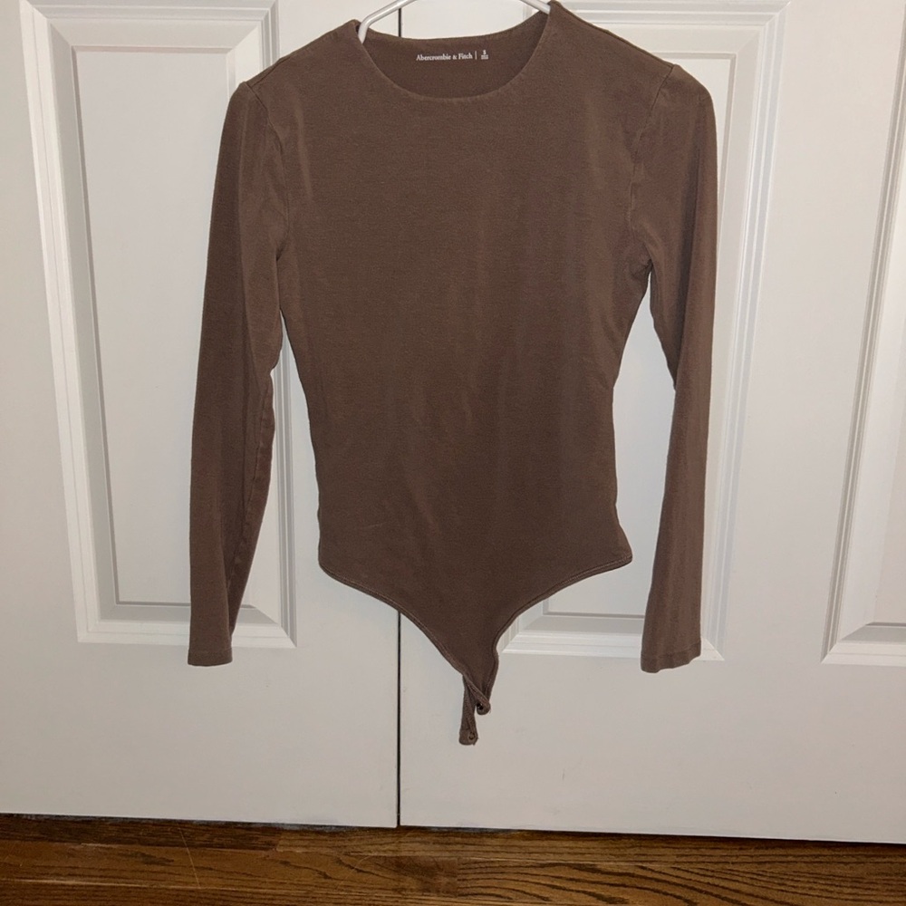 Abercrombie & Fitch Chestnut Long-Sleeve Bodysuit